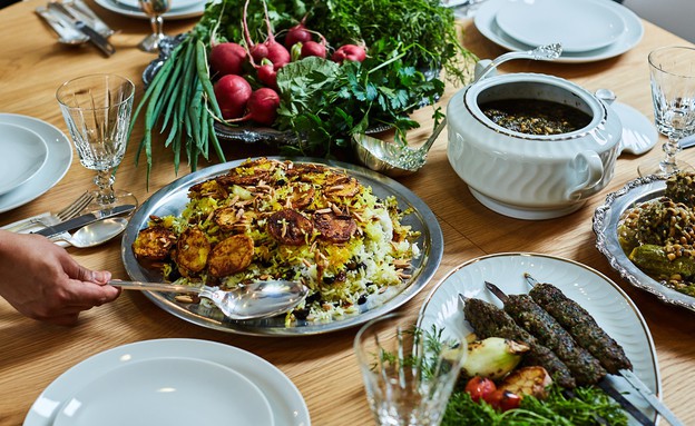 ארוחה פרסית לפסח (צילום: אמיר מנחם)