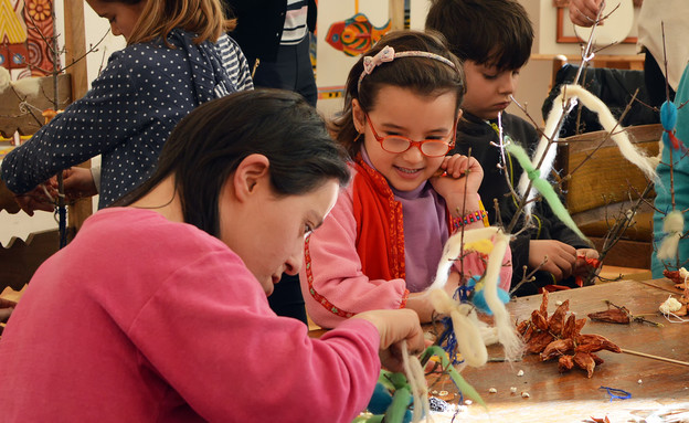 טיפול בילדים באמצעות אמנויות (אילוסטרציה: Shutterstock)