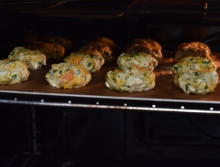 קציצות נאפות בתנור (צילום: חן ואלון קורן, mako אוכל)