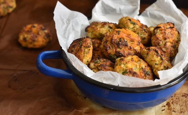 קציצות בטטה וקולרבי