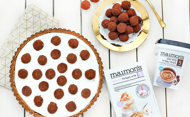 פאי גבינה וטראפלס עם קרם נוגט פאי גבינה וטראפלס עם קרם נוגט