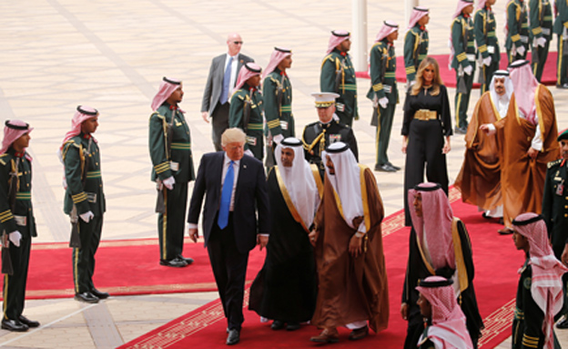 יציג יוזמה מדינית? טראמפ בסעודיה (צילום: רויטרס)