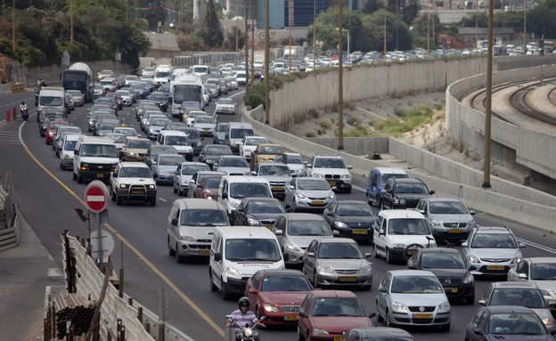 איילון צפון. התנועה האטית ביותר מבין כלל הכבישים הבין־עירוניים ביש (צילום: מוטי מילרוד, TheMarker)