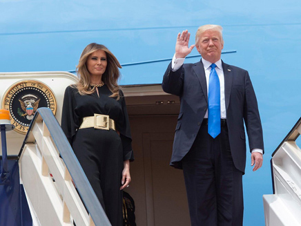 הזוג טראמפ מגיעים לסעודיה. אתמול (צילום: EPA)