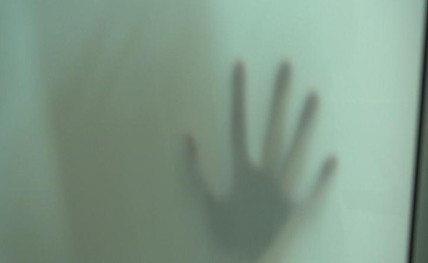 טובלת במקווה טובלת במקווה