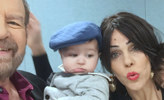 הזוג והבייבי