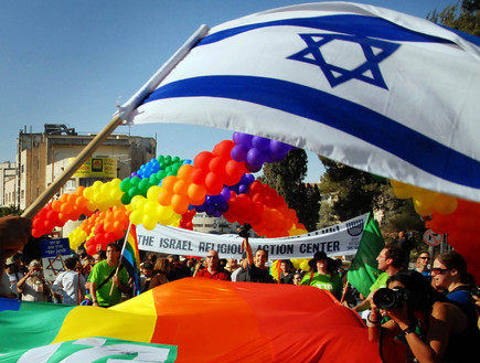 מצעד הגאווה בירושלים 2007 (צילום: ChameleonsEye, Shutterstock)