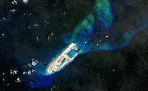 האי המלאכותי שהוסב למחנה צבאי (צילום: Gallo Images, GettyImages IL)