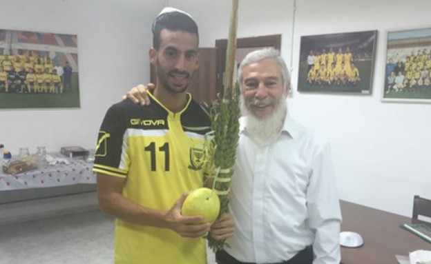 הרב עמי וקפטן בית"ר ירושלים לשעבר דן אייבינדר הרב עמי וקפטן בית"ר ירושלים לשעבר דן אייבינדר