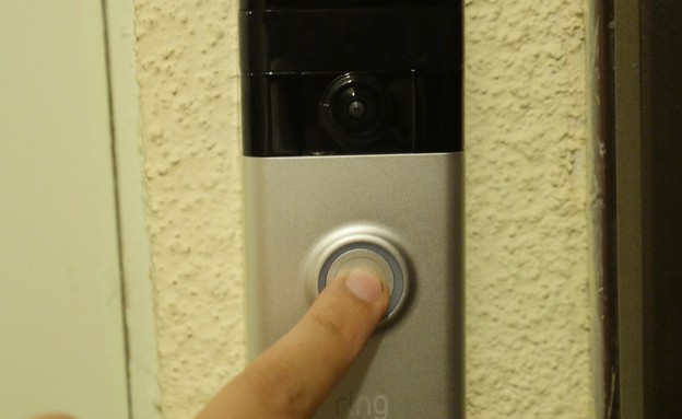 פעמון חכם לדלת רינג (צילום: אהוד קינן, NEXTER)