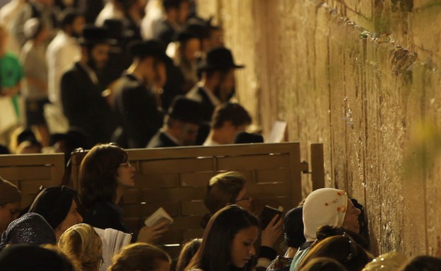 רמאדן אמונה באל אחד 