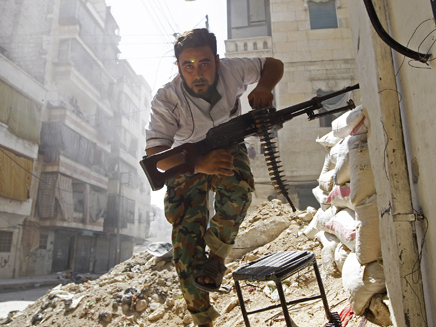 סיוע למורדים בסוריה, ארכיון (צילום: רויטרס)