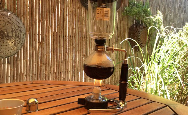 סיפון להכנת קפה בוואקום - הריו  (יח``צ: מירי צל דונטי, mako אוכל)