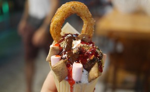 גלידת צ'ורוס, פוד טראק דיסקו (צילום: רחלי קרוט, mako אוכל)