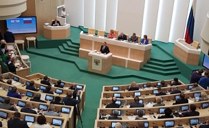 אדלשטיין בפרלמנט הרוסי. היום