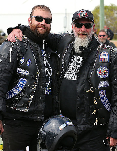 אב ובן חברי Rebels motorcycle club (צילום: Paul Kane, GettyImages IL)