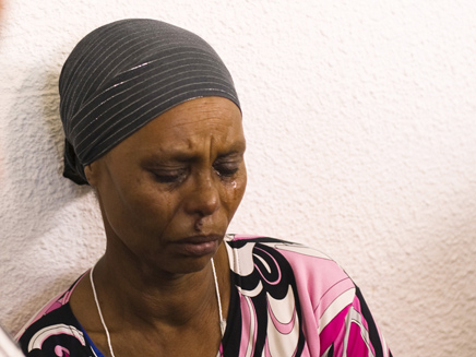 אמו של אברה מנגיסטו הנעדר בעזה (צילום: חדשות 2)