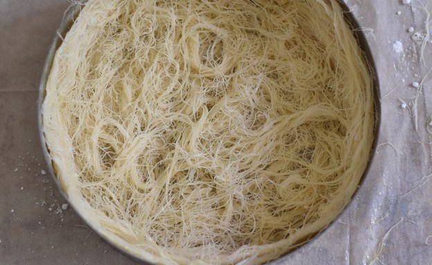 עוגת קדאיף וגלידה - קדאיף