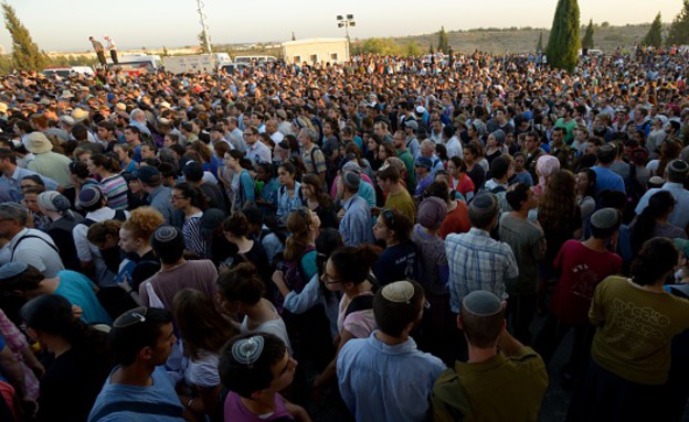 אלפים בהלוויה של שלושת הנערים