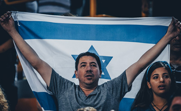 אוהדים ישראלים התלוו לנבחרת ביוון (צילום: FIBA)