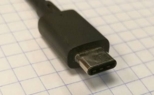 שקע USB Type-C (צילום: יאיר מור, NEXTER)