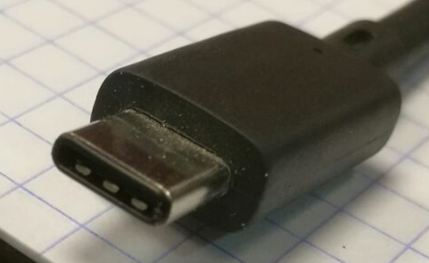 שקע USB Type-C (צילום: יאיר מור, NEXTER)