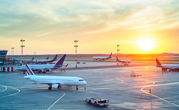 נמל תעופה (צילום: joyfull, Shutterstock)