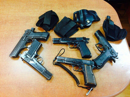 החשד: נשק משטרתי נמכר לעבריינים