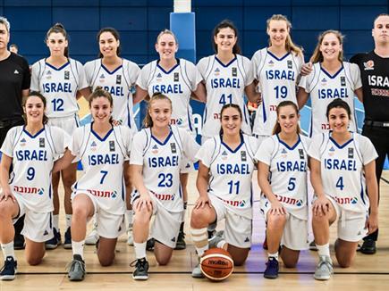 עוד ניצחון קליל לנבחרת הנערות (FIBA) (צילום: ספורט 5)