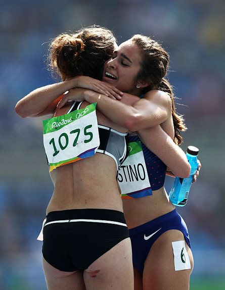 מתחרות במרוץ לחמשת אלפים מטר באולימפיאדת ריו (צילום: Patrick Smith, GettyImages IL)