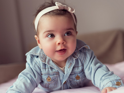 תינוקת  (צילום: Impact Photography, Shutterstock)