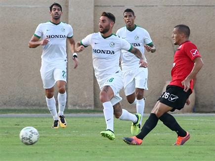 מחכה לעבור למכבי ת"א. עטר (צילום: יוסי שקל) מחכה לעבור למכבי ת"א. עטר (צילום: יוסי שקל)