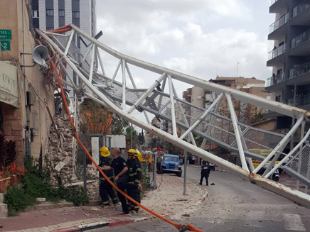 3 תאונות עבודה תוך שעות. ארכיון (צילום: אבנר בן מנחם)