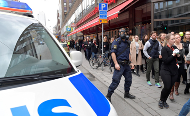 זירת הפיגוע בבירת שוודיה (צילום: רויטרס)