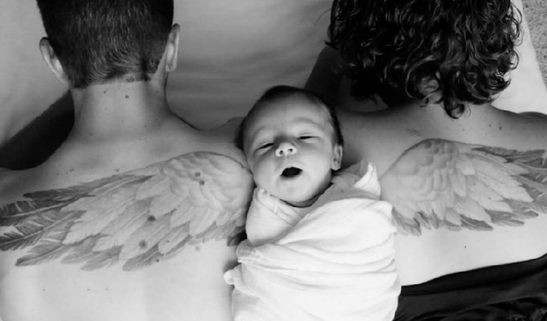 תינוקת עם כנפיים (צילום: twitter)