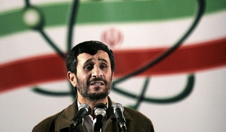 נשיא איראן מחמוד אחמדינג'אד (צילום: Hasan Sarbakhshian/AP)