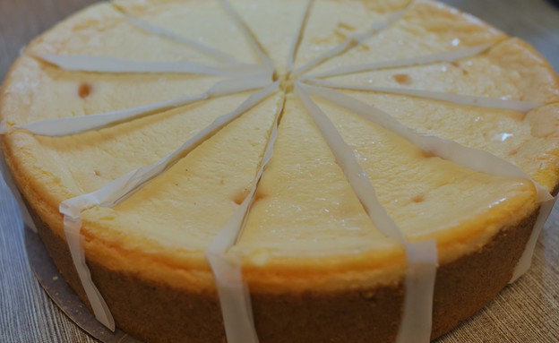 עוגת גבינה קלאסית, צ'יז קייק פקטורי (צילום: גיל גוטקין, mako אוכל)