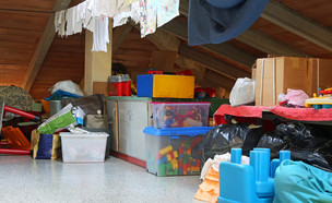 בלגן, עליית גג מבולגנת (צילום: ChiccoDodiFC, Shutterstock)