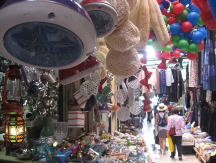 השוק בנצרת (צילום: נגה משל)