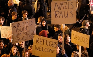 הפגנות בברלין נגד "אלטרנטיבה לגרמניה" (צילום: רויטרס)