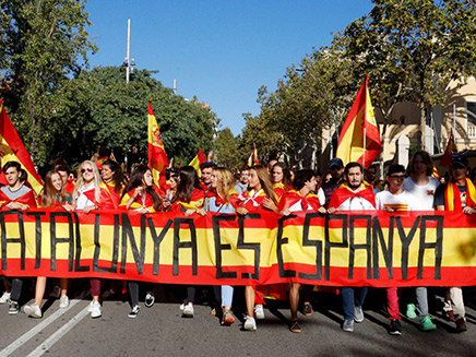 הפגנות הענק בברצלונה (צילום: SKY NEWS)