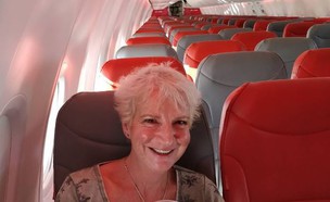 לבד במטוס (צילום: יחסי ציבור, מתוך instagram)