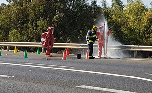 זירת האירוע, היום (צילום: כיבוי מחוז חוף)