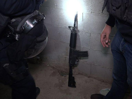 הנשק שנתפס בפעילות (צילום: דוברות המשטרה)