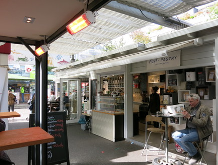 שוק האוכל ב-Carlsplatz (צילום: לירון מילשטיין)