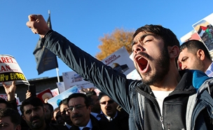 הפגנות בטורקיה לאחר הכרת ארה"ב בי-ם כבירת ישראל (צילום: חדשות 2)
