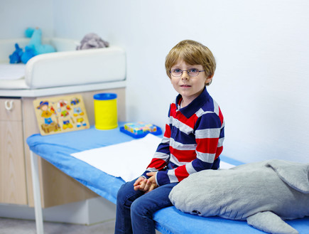 חדר המתנה של רופא ילדים (צילום: shutterstock)