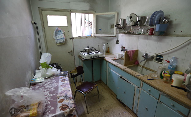 הדירה של הרב שטיינמן, מטבח (צילום: יעקב נחומי / פלאש 90)