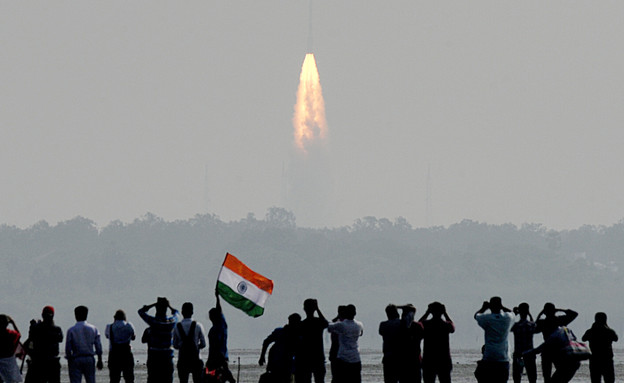 הודו משגרת 104 לווינים בו זמנית פברואר (צילום: גטי)