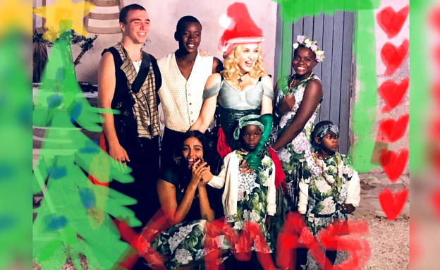 חגיגות חג המולד בהוליווד עם משפחות הסלבס 